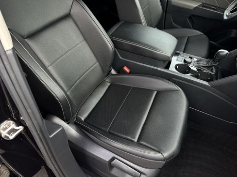 Certified 2022 Volkswagen Atlas SE image 27