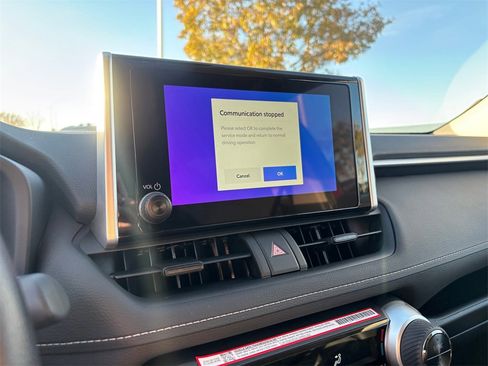 New 2025 Toyota RAV4 XLE w/ Convenience Package image 21