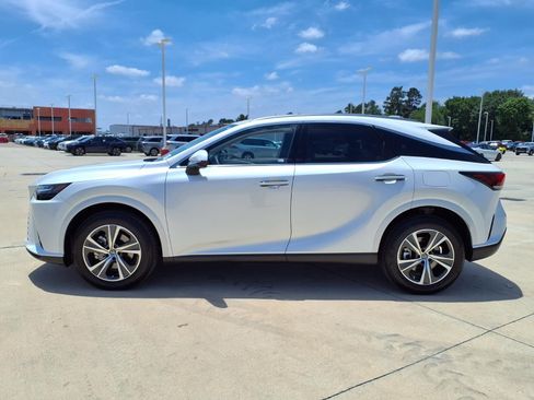 Used 2024 Lexus RX 350 Premium w/ Accessory Package (Z1) FWD image 9