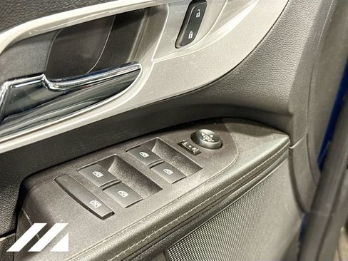 Used 2016 Chevrolet Equinox LT w/ Convenience Package AWD/4WD image 19
