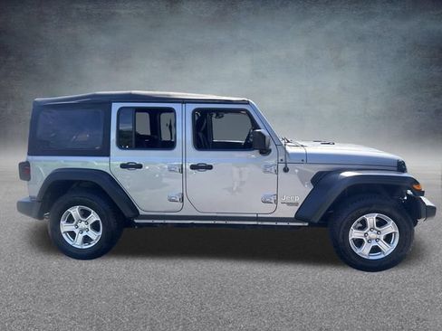 Used 2019 Jeep Wrangler Unlimited Sport S AWD/4WD image 5