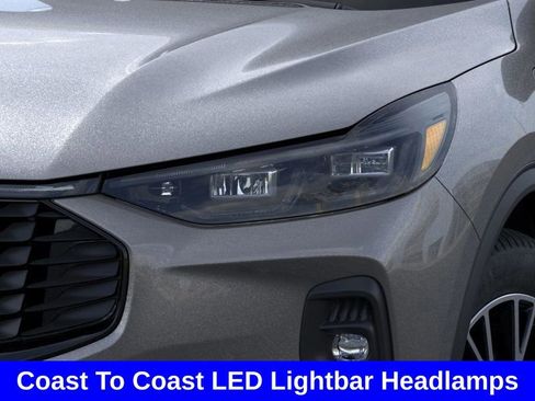 New 2024 Ford Escape SE w/ PHEV Premium Package image 18