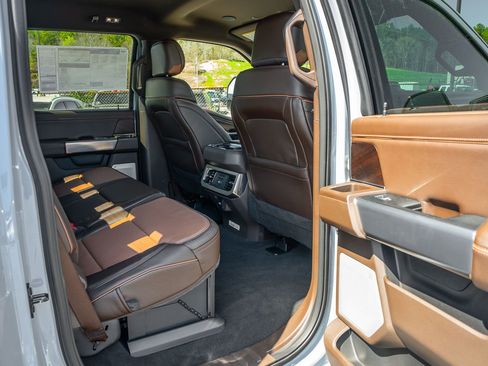 New 2026 Ford F250 King Ranch w/ Chrome Package AWD/4WD image 10