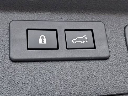 Certified 2025 Subaru Forester Wilderness w/ Wilderness Package image 30