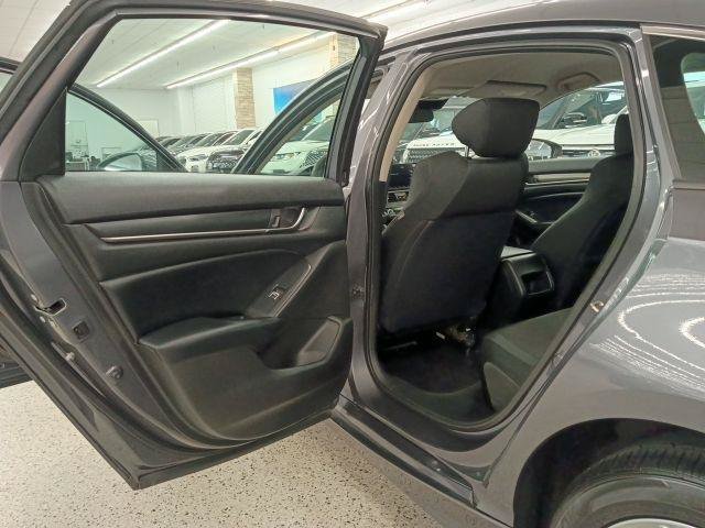 Used 2018 Honda Accord LX image 19