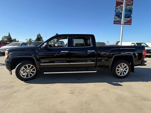Used 2015 GMC Sierra 1500 Denali w/ Driver Alert Package RWD image 6