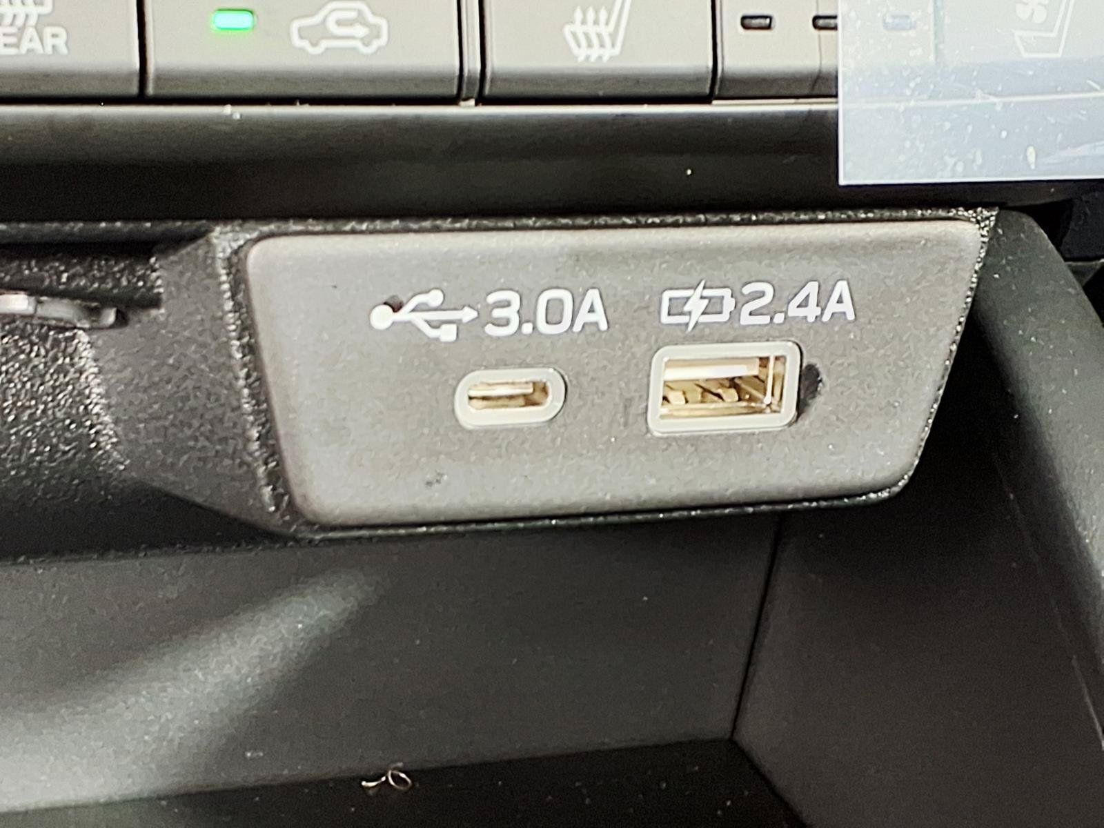 Used 2026 Subaru Outback Touring AWD/4WD image 22