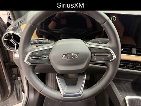 Certified 2025 Chevrolet Equinox ACTIV w/ Safety and Technology Package FWD image 8