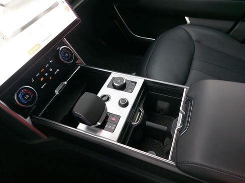 Used 2023 Land Rover Range Rover Long Wheelbase Autobiography AWD/4WD image 29
