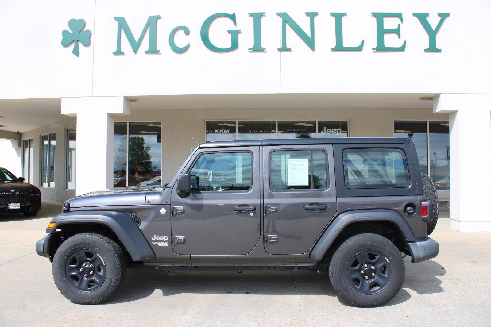 Used 2018 Jeep Wrangler Unlimited Sport AWD/4WD image 1