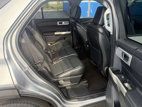 Used 2020 Ford Explorer Limited w/ Class III Trailer Tow Package AWD/4WD image 29