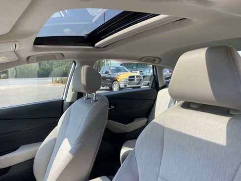 Certified 2023 Honda Accord EX image 8