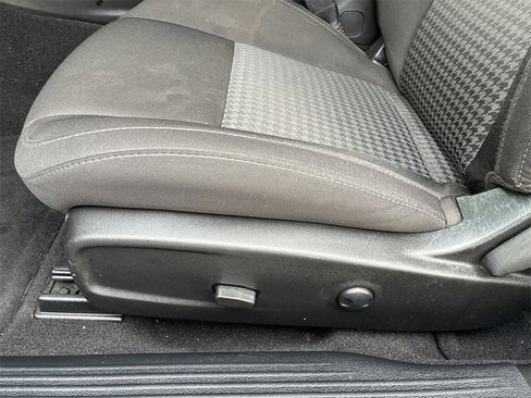 Used 2022 Dodge Challenger R/T w/ Shaker Package image 12