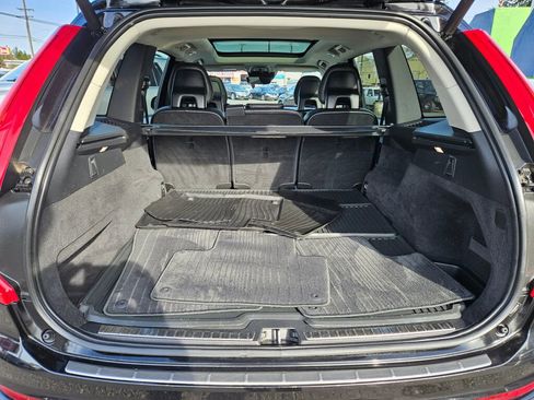 Used 2016 Volvo XC90 T5 Momentum image 10