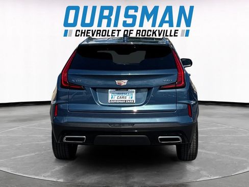 Used 2025 Cadillac XT4 Premium Luxury FWD image 5
