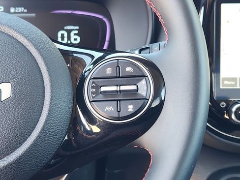 Certified 2025 Kia Soul GT-Line w/ GT-Line Technology Package image 29