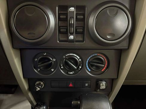 Used 2007 Jeep Wrangler Unlimited Sahara w/ Trailer Tow Group image 20