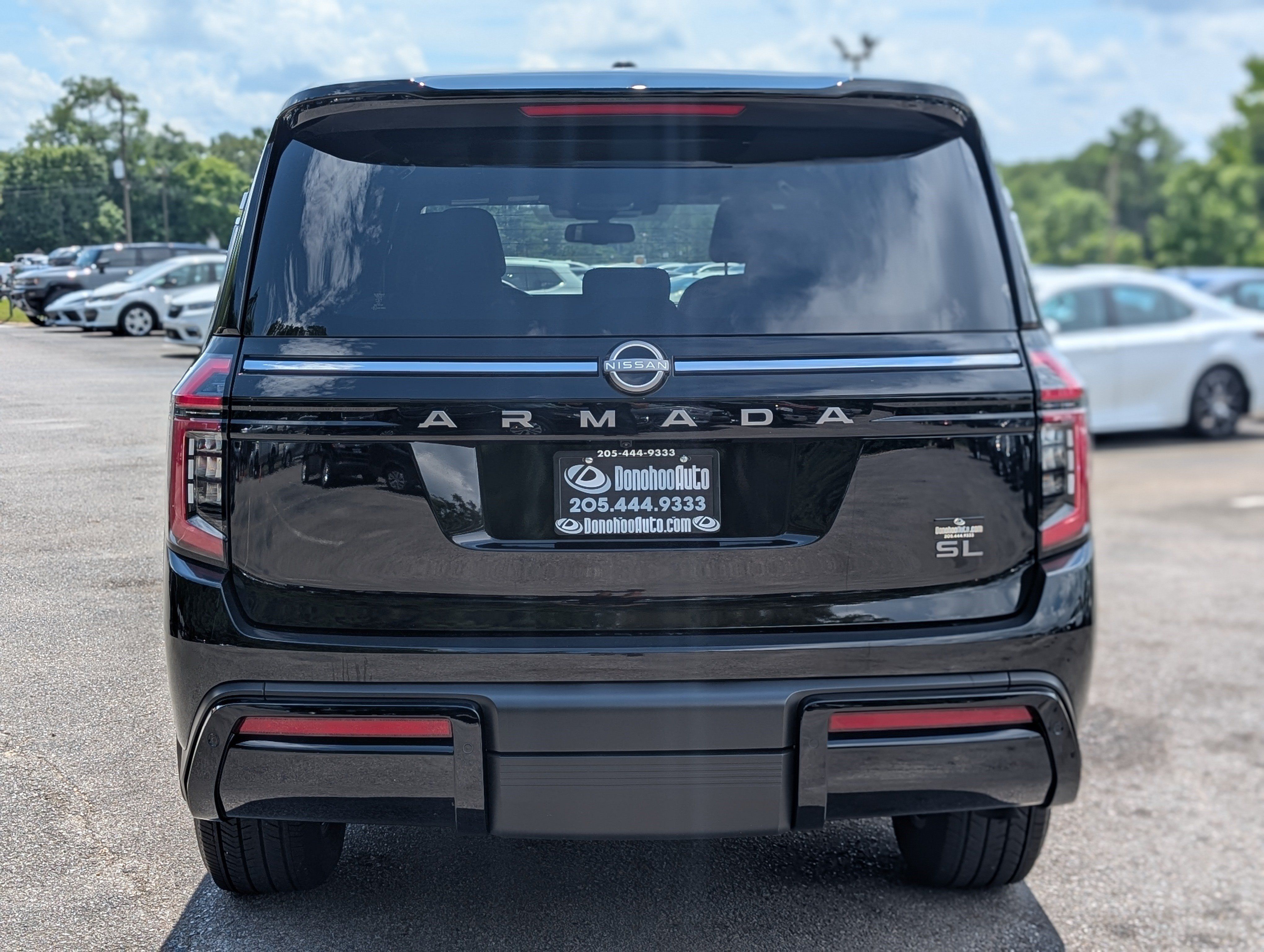 Used 2025 Nissan Armada SL w/ Captain's Chari Seat Package AWD/4WD image 8