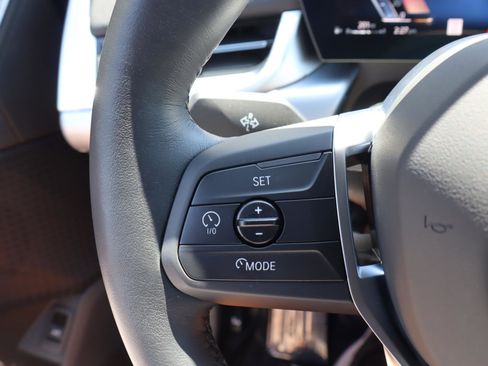 Used 2025 BMW X2 xDrive28i w/ Premium Package image 13