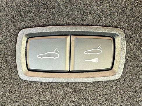 New 2025 Porsche Taycan AWD/4WD image 25