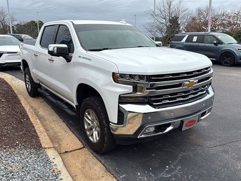Used 2021 Chevrolet Silverado 1500 LTZ w/ LTZ Convenience Package II image 17