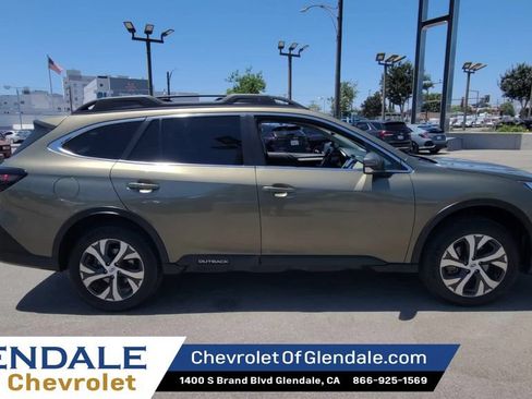 Used 2022 Subaru Outback Limited AWD/4WD image 9