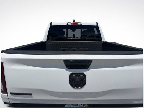 Used 2023 RAM 1500 Big Horn RWD image 5