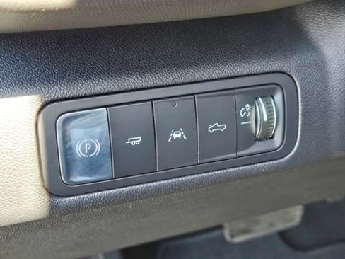 Certified 2026 Chevrolet Silverado EV W/T w/ LPO, Custom Package AWD/4WD image 17