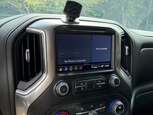Used 2022 Chevrolet Silverado 2500 LTZ AWD/4WD image 27
