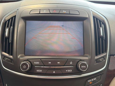 Used 2016 Buick Regal Premium FWD image 14