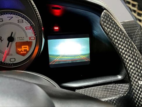 Used 2015 Ferrari 458 Italia Coupe RWD image 14