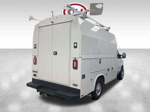 New 2025 Ford E-350 and Econoline 350 Super Duty w/ Power Equipment Group image 18