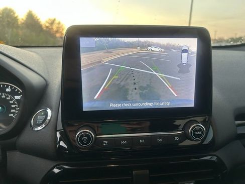 Used 2020 Ford EcoSport Titanium image 16