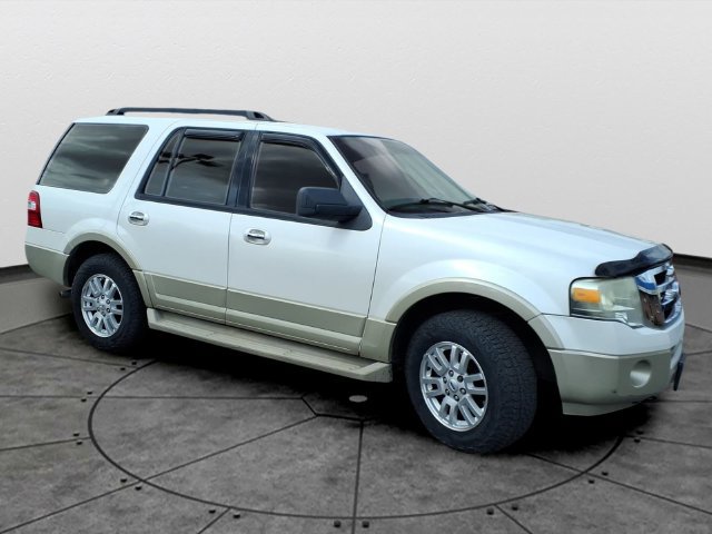 Used 2010 Ford Expedition 4WD image 3