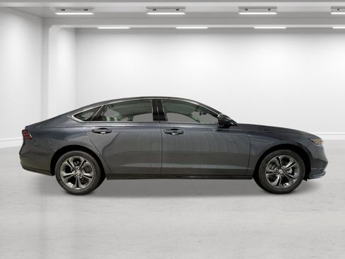 New 2026 Honda Accord EX-L image 2