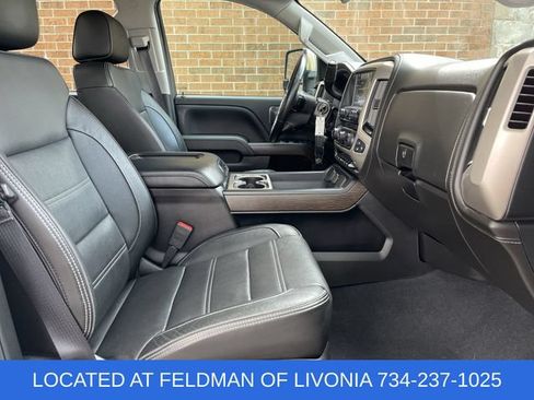 Used 2019 GMC Sierra 2500 Denali w/ Duramax Plus Package AWD/4WD image 27