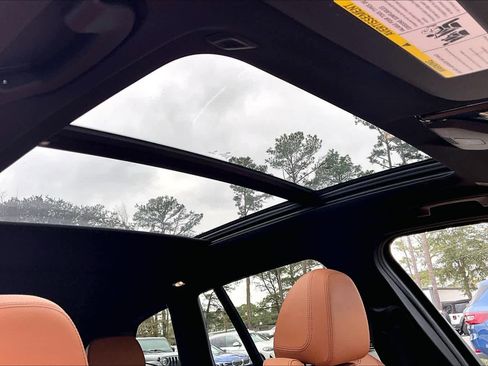 Certified 2024 BMW X3 xDrive30i w/ Premium Package w/ZPA image 13