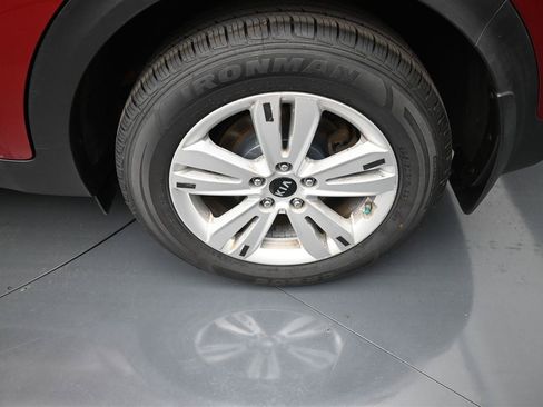 Used 2018 Kia Sportage LX w/ LX Popular Package AWD/4WD image 19