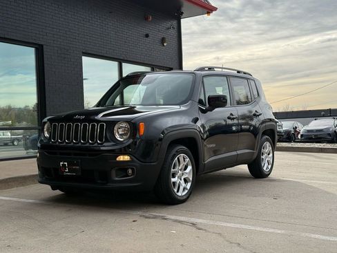 Used 2018 Jeep Renegade Latitude image 19