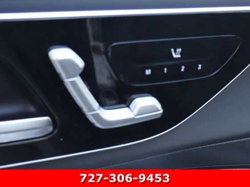 Certified 2024 Mercedes-Benz GLC 43 AMG 4MATIC image 17