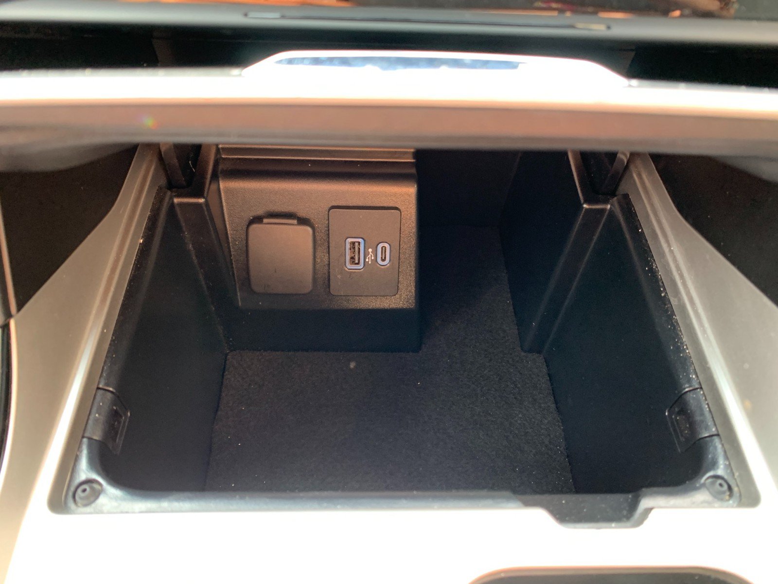 Used 2022 Ford Explorer ST AWD/4WD image 23