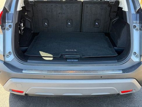 Certified 2023 Nissan Rogue SV image 4