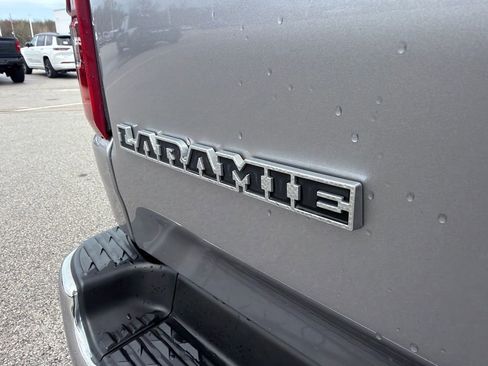 Used 2024 RAM 1500 Laramie AWD/4WD image 36