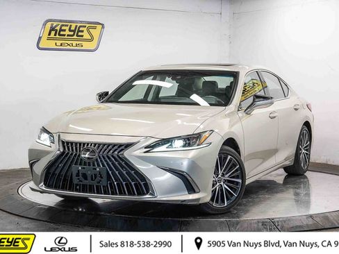 Used 2024 Lexus ES 350 w/ Premium Package FWD image 1