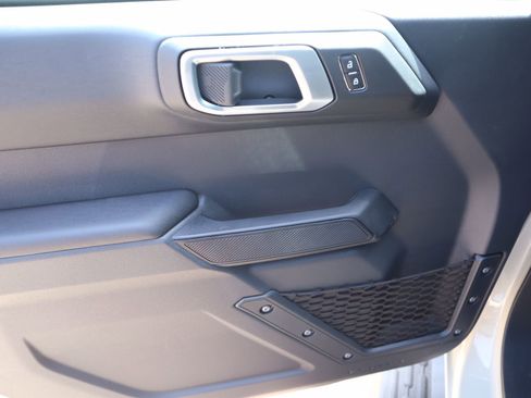 New 2026 Ford Bronco Outer Banks AWD/4WD image 13