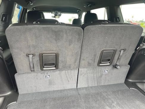 New 2025 Jeep Grand Cherokee L Limited RWD image 21