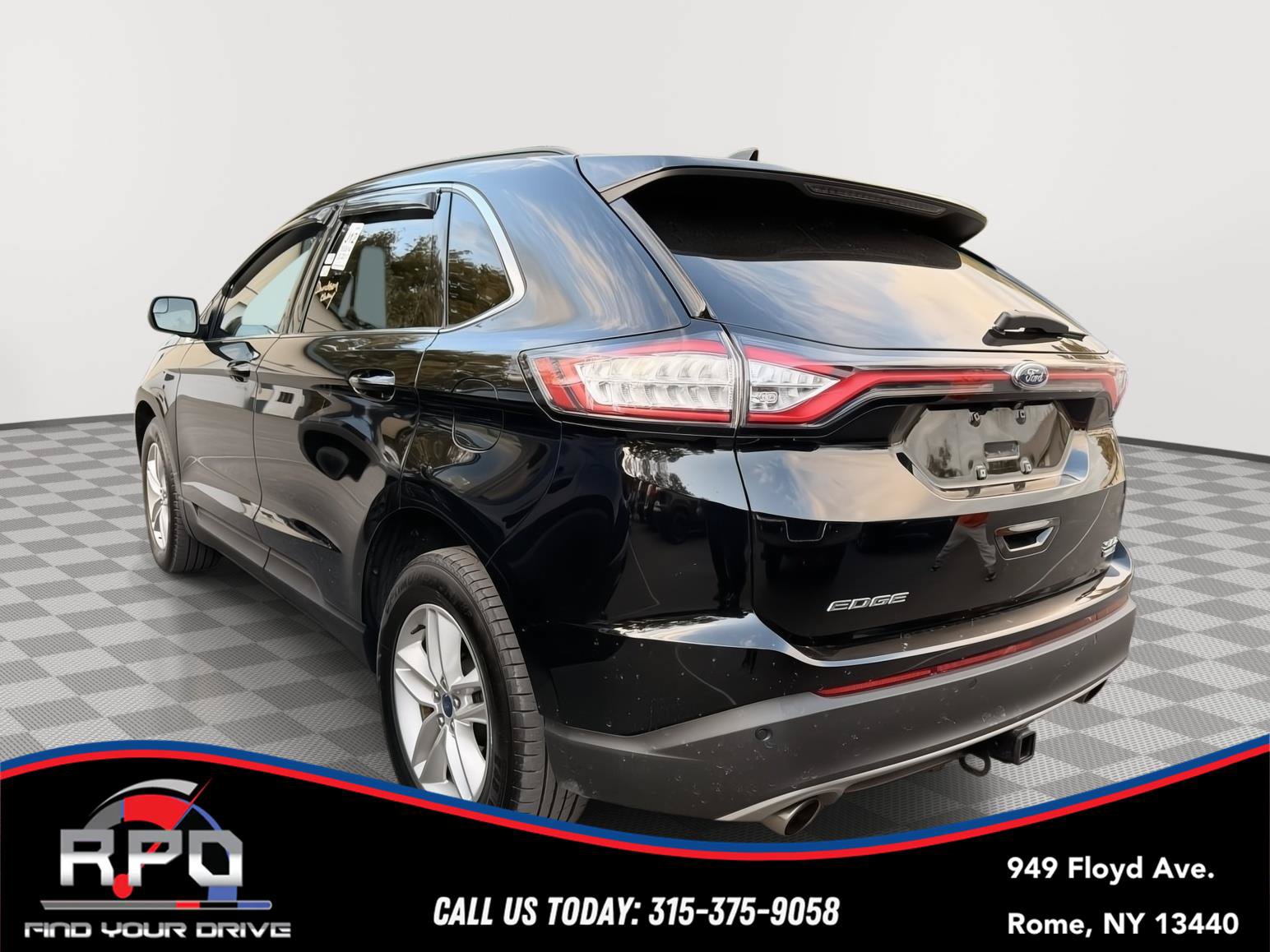 Used 2017 Ford Edge SEL w/ Class II Trailer Tow Package AWD/4WD image 2