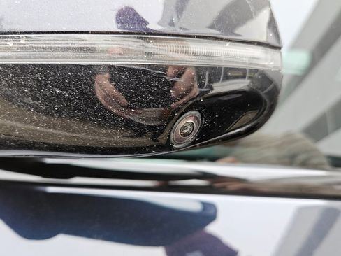 Used 2023 BMW X5 xDrive40i w/ Executive Package image 13