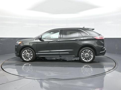 Used 2022 Ford Edge Titanium w/ Equipment Group 301A AWD/4WD image 4