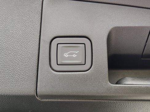 New 2025 Cadillac XT5 Luxury w/ LPO, Floor Liner Package image 42